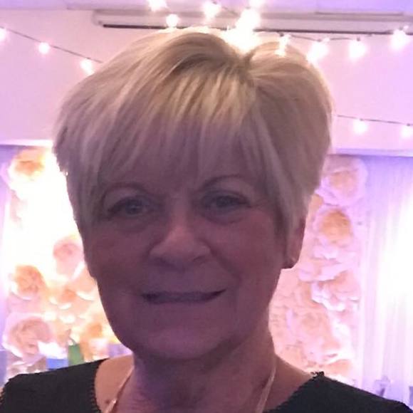 Meet your Posher, Donna - Picture 1 of 1